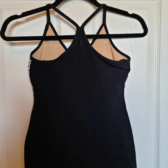Lululemon athletic top - Picture 2 of 2